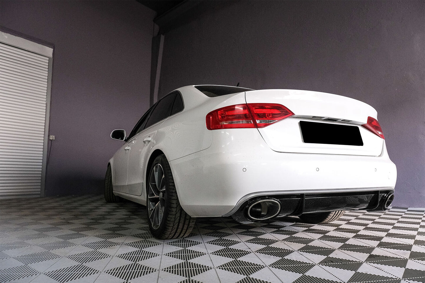 Suggerimenti scarico diffusore Bumber Valance per Audi A4 B8 B8.5 2012-2015 RS4 design-mostra il titolo originaleTesto originaleBumber Valance Diffuser Exhaust Tips For Audi A4 B8 B8.5 2012-2015 RS4 Design
