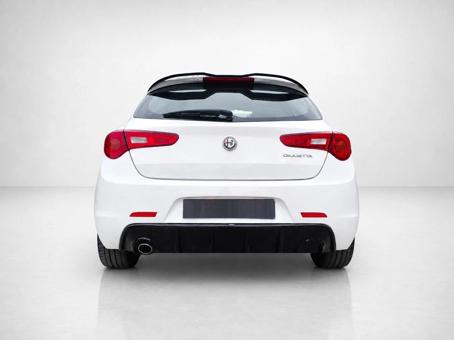 👉Diffusore posteriore Alfa Romeo Giulietta scarico singolo ABS nero lucido👈
