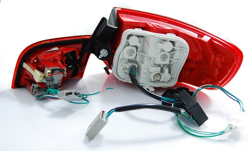 💫 ART.6113 Fanali posteriori LED rosso fumé adatti per Audi A3 8P Sportback 2004–2008 💫