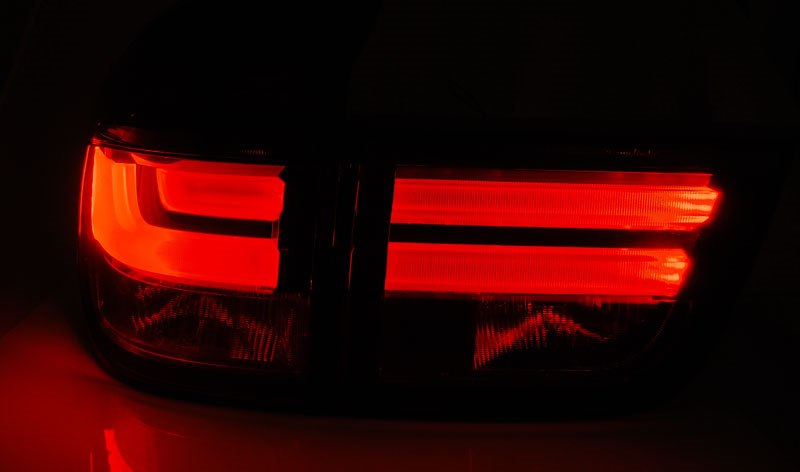 💫ART.6996 Fanale posteriore LED rosso bianco adatto per BMW X5 E70 03.07-05.10💫