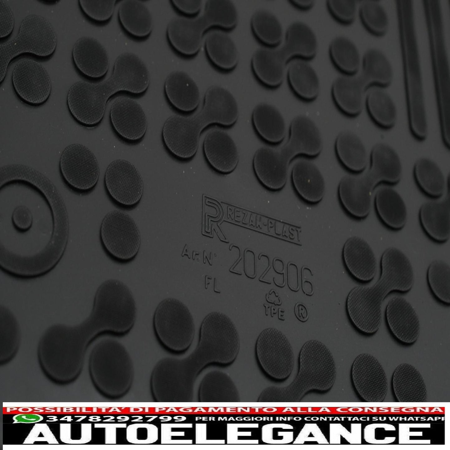 Black rubber mat suitable for Land Rover Discovery V L462 (2017-) Range Rover Sport II L494 (2013-2020)