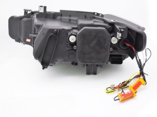 ART.5482 FARI ANTERIORI BMW SERIE 3 F30/F31 11 -15 U-TYPE CROMATA