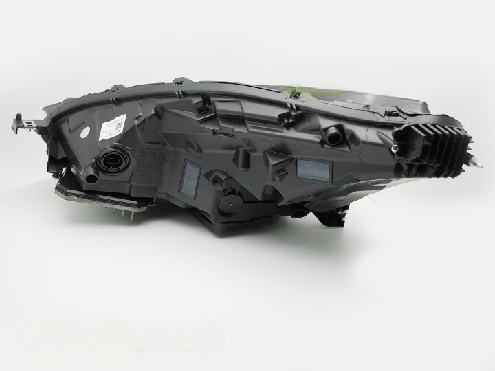 ART.5990 FARI ANTERIORI TESLA MODEL 3 17-23