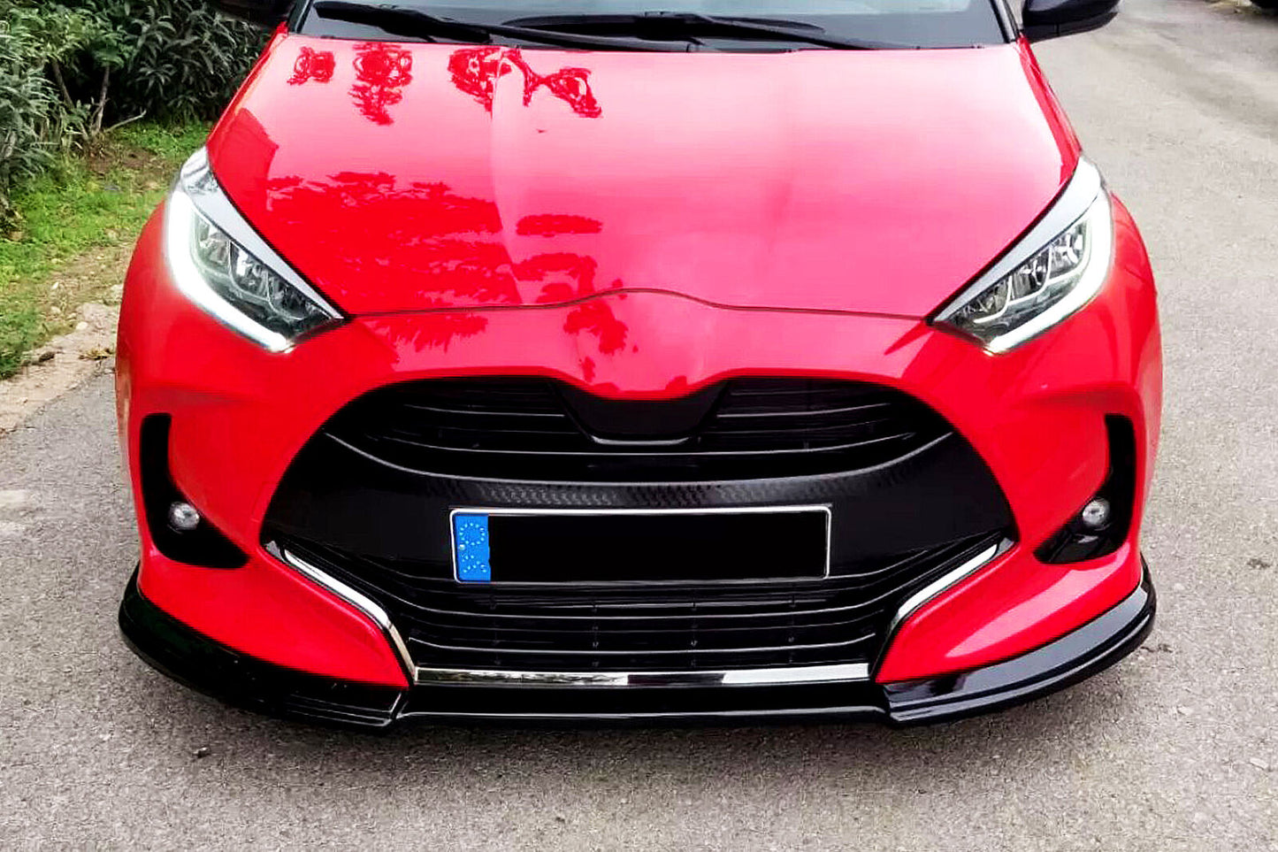 Bumper Spoiler Lip For Toyota Yaris MK4 XP210 20+ Gloss Black