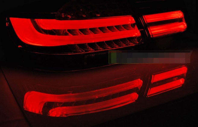FANALI POSTERIORI A BARRA LED ROSSI per BMW E92 09.2006-03.2010