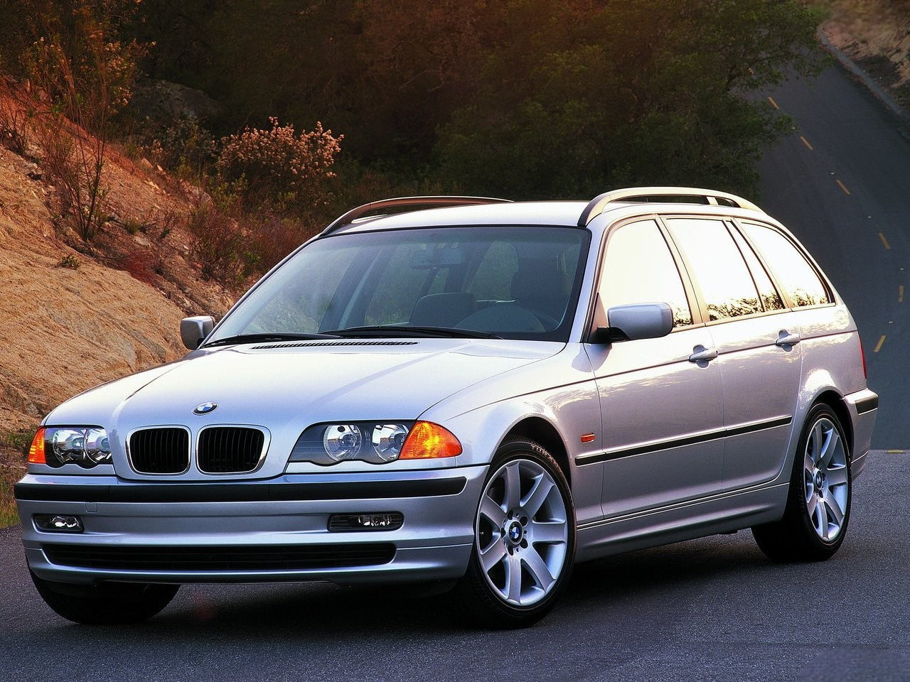 💫ART.5786 Fari anteriori Angel Eyes LED neri adatti per BMW E46 05.98–08.01 S/T💫