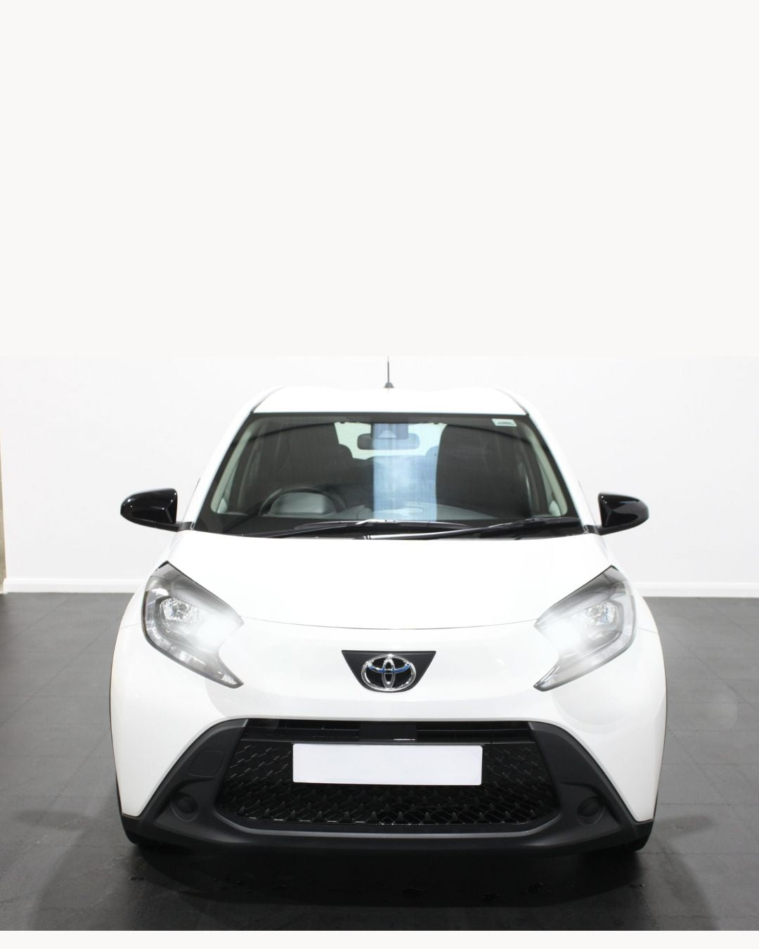 CONVERSIONE FARI FULL LED TOYOTA AYGO X 12800 LUMEN 6000K BIANCO CANBUS