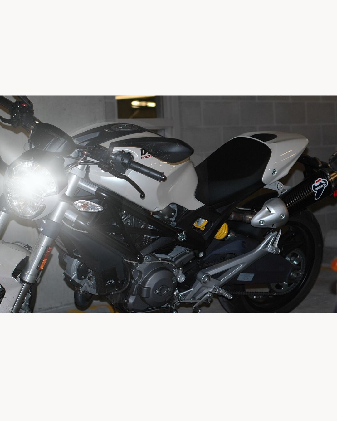 KIT LAMPADA ANABBAGLIANTE H7 LED MOTO DUCATI MONSTER 696 BIANCO 6000K 3200LM