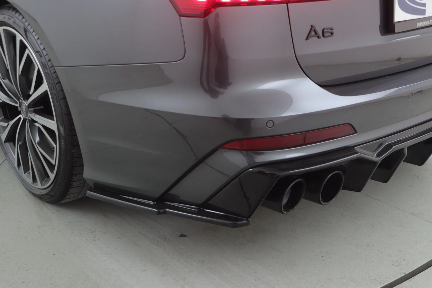 Splitter Laterali Posteriori adatti per AUDI S6 C8 (Sedan-Avant) 2019+