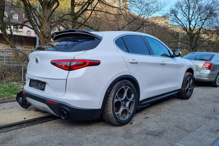 ✨✨GLOSSY BLACK SPOILER SUITABLE FOR Alfa Romeo Stelvio 2016-2021 ✨✨