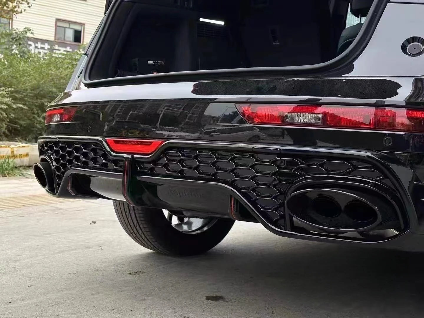 💥ART.3639 DIFFUSORE PARAURTI POSTERIORE E PUNTE DI SCARICO PER AUDI Q5 RSQ5-R💥