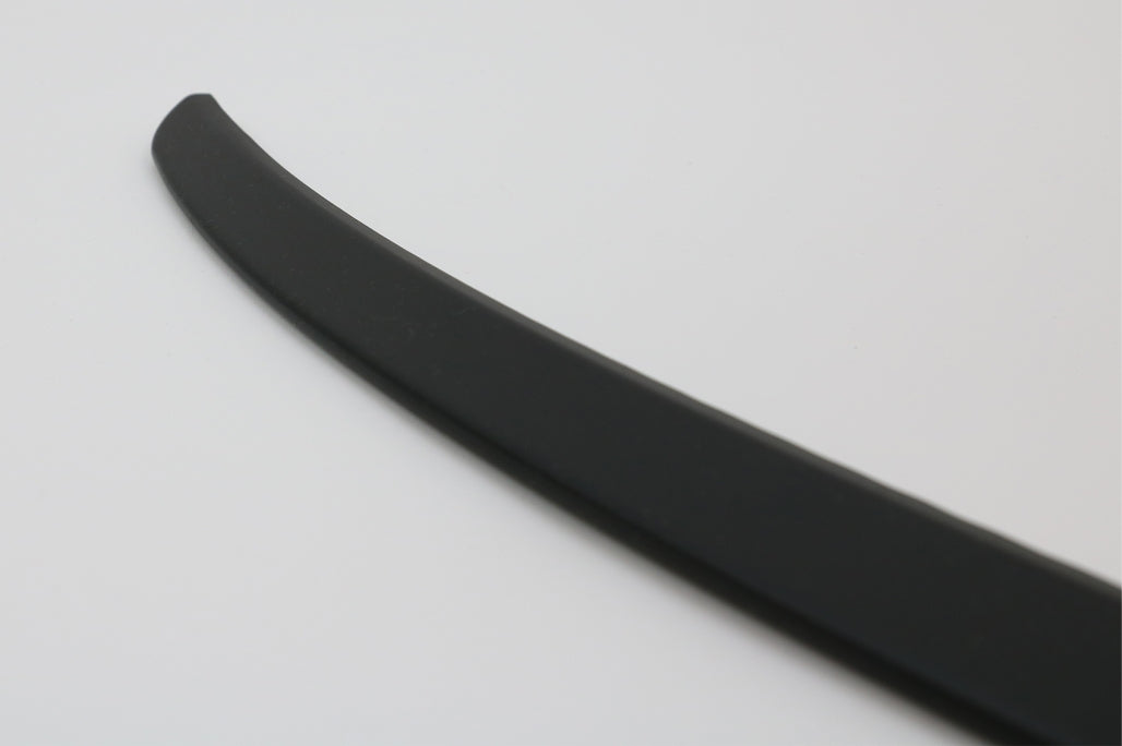 Diffusore con terminali di scarico nero e spoiler adatto per BMW Serie 5 g30