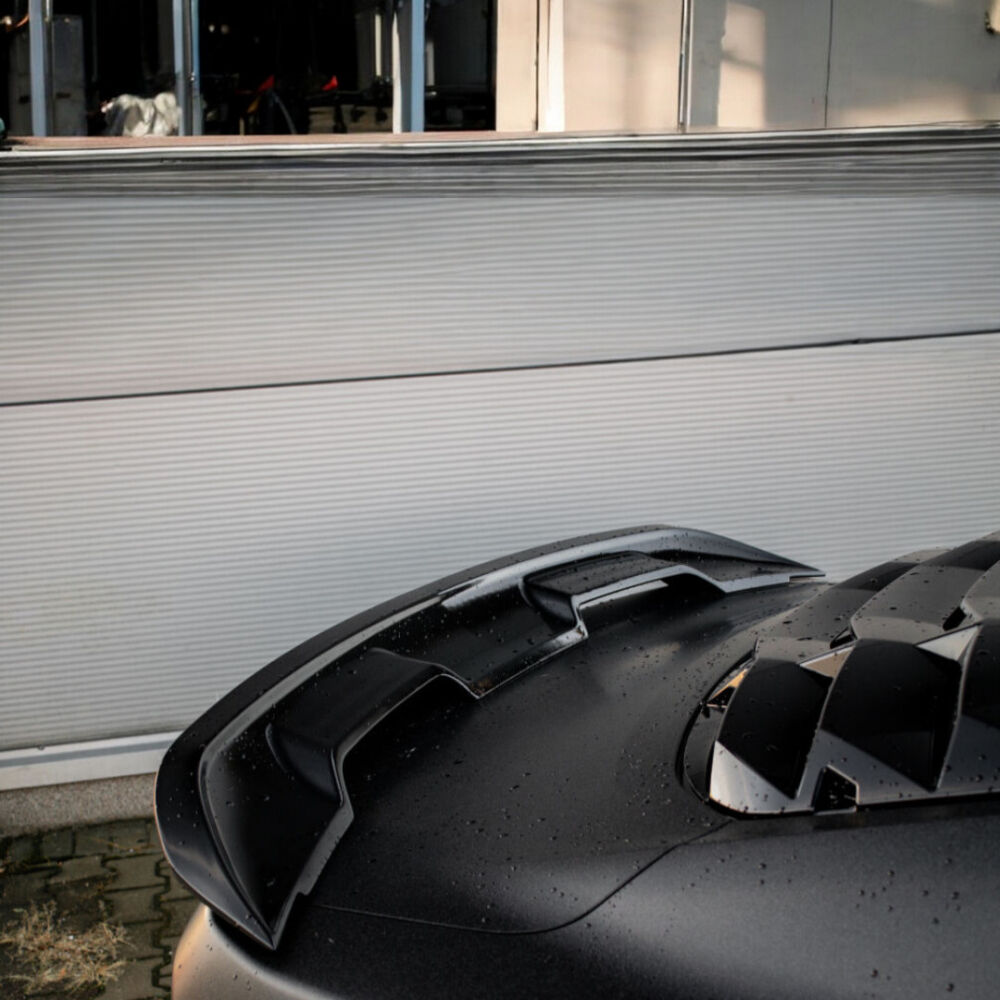 ART.3246 Spoiler posteriore Nero lucido FORD MUSTANG 15-23