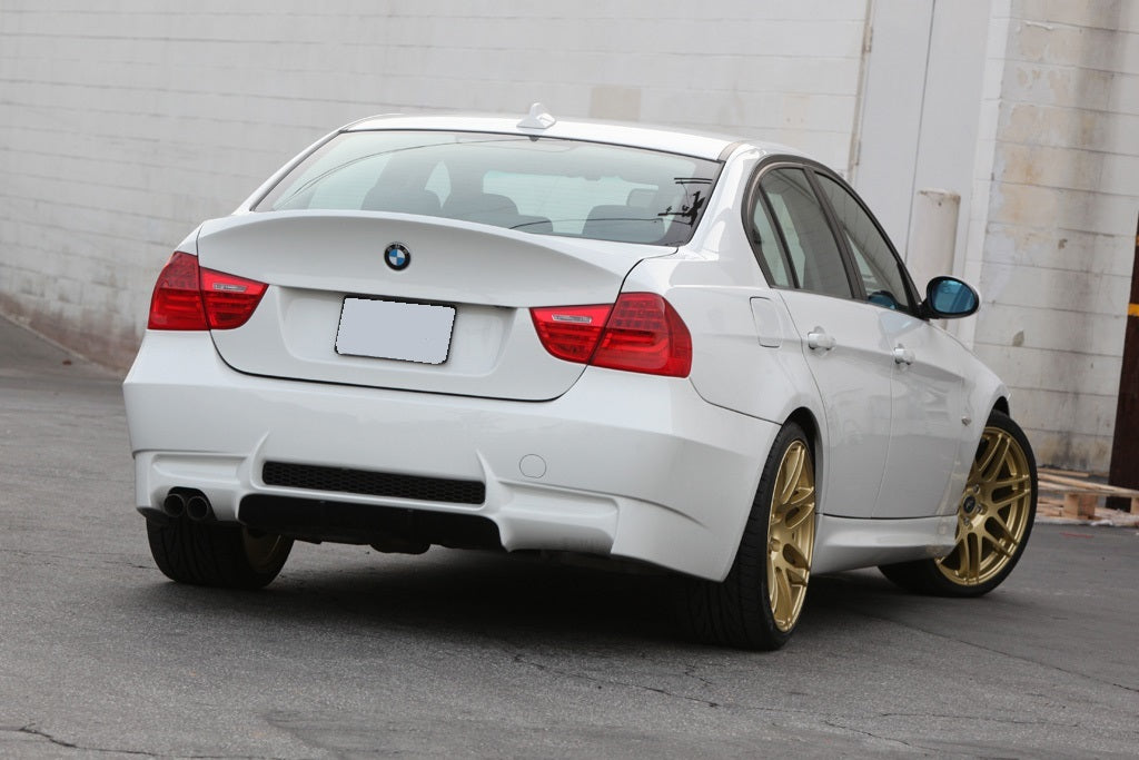 💥ART.4101 PARAURTI POSTERIORE SPORT adatto per BMW E90 05-11 LOOK M3💥