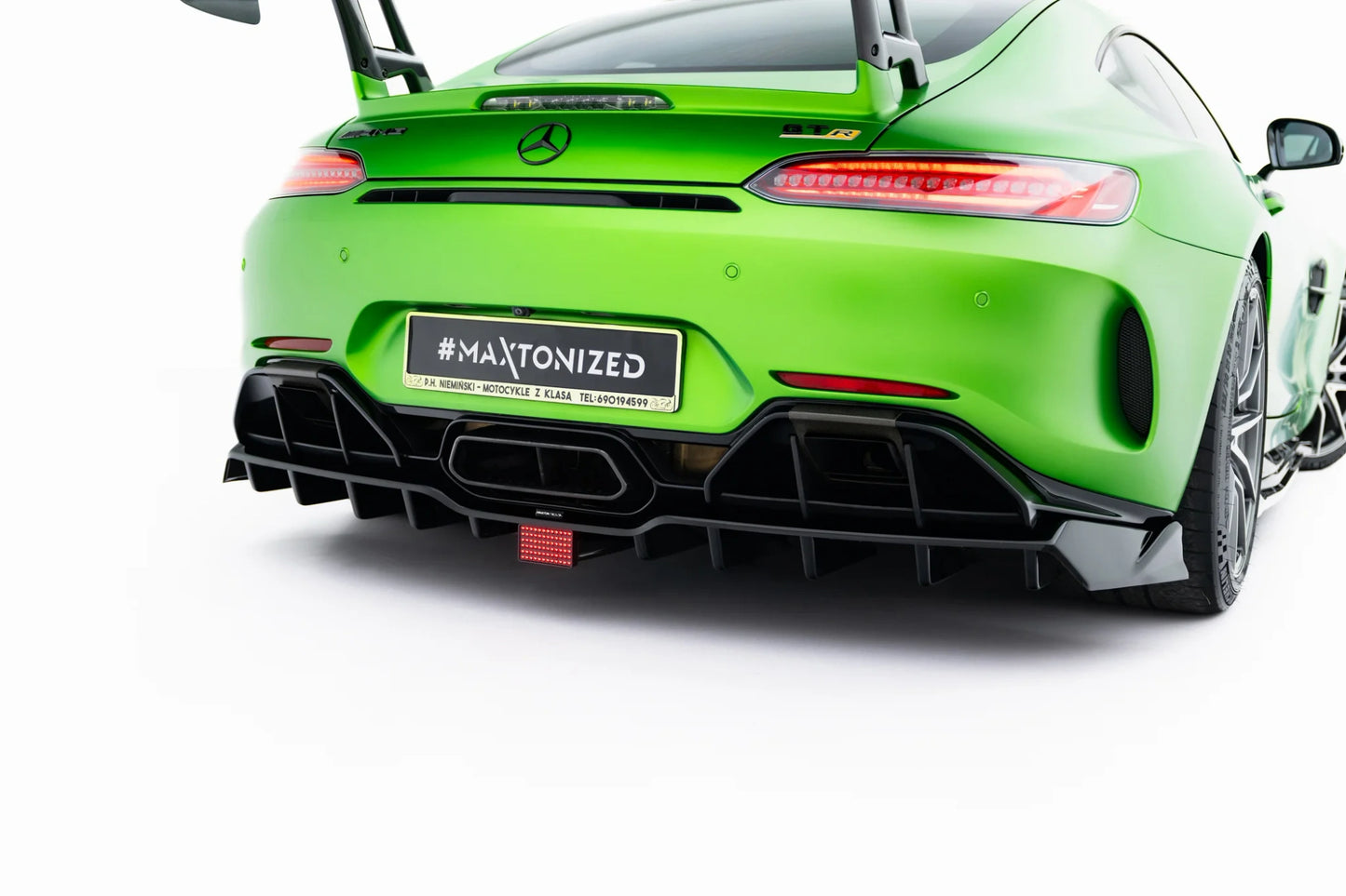 💫ART.8834 Splitter Posteriore (con barre verticali)+ LED Mercedes-AMG GT R C190💫