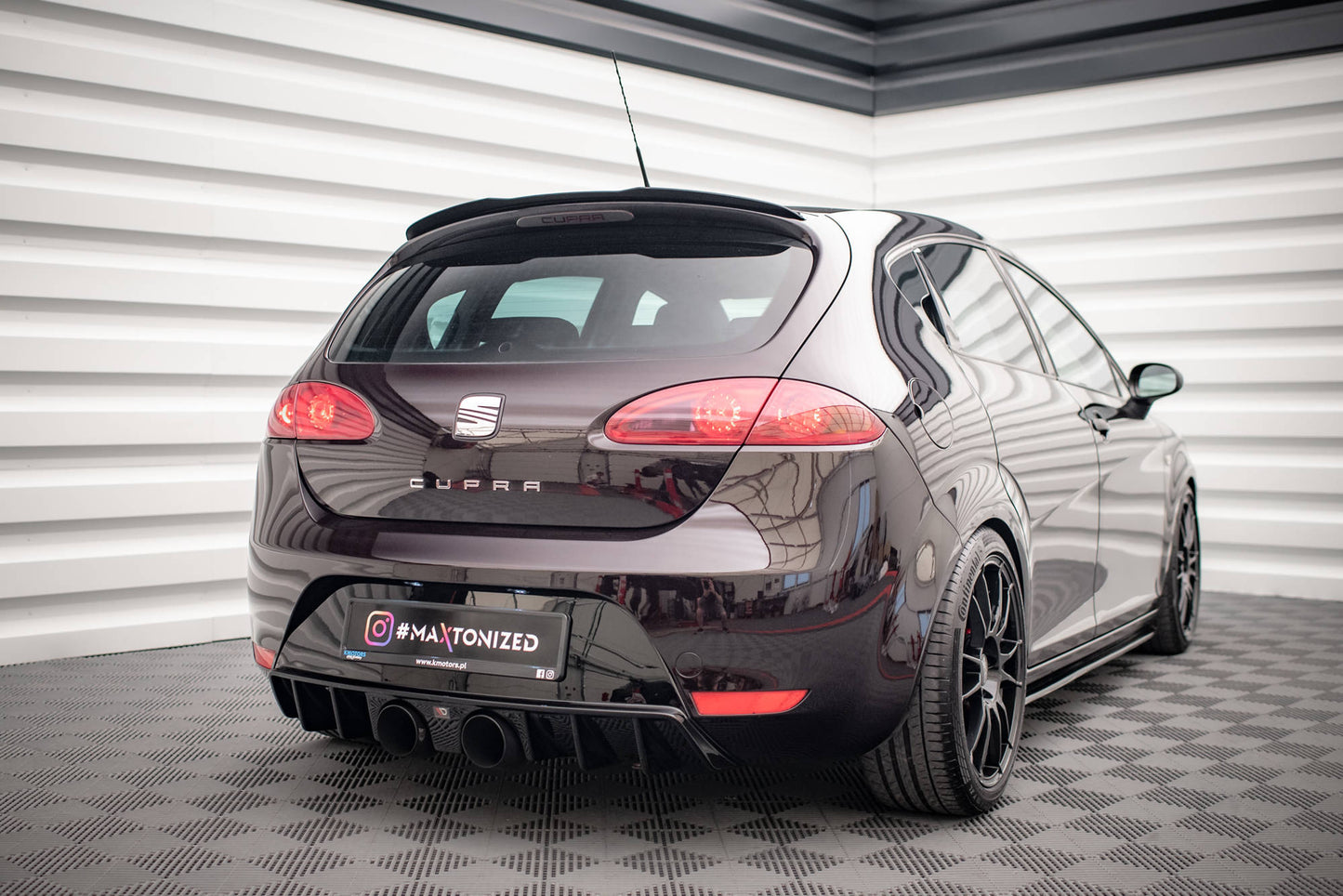 Spoiler ALA Leon Cupra / FR Mk2 - NERO LUCIDO