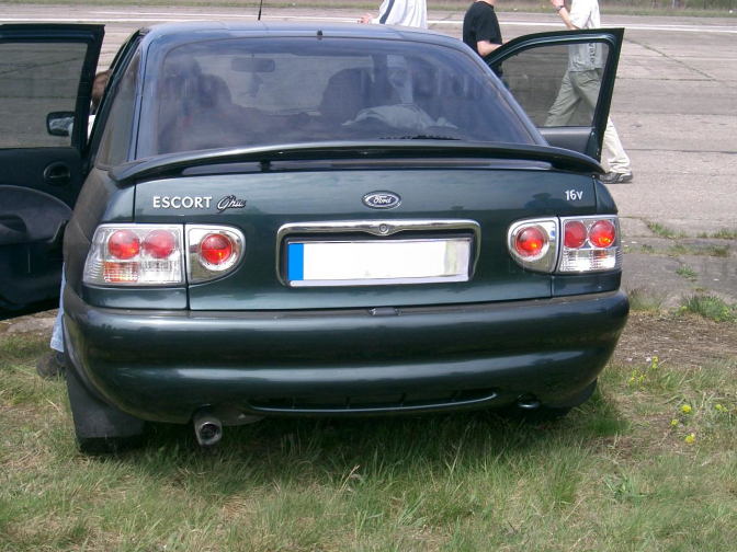 ❤️Spoiler posteriore compatibile con Ford Escort 1992–2000❤️