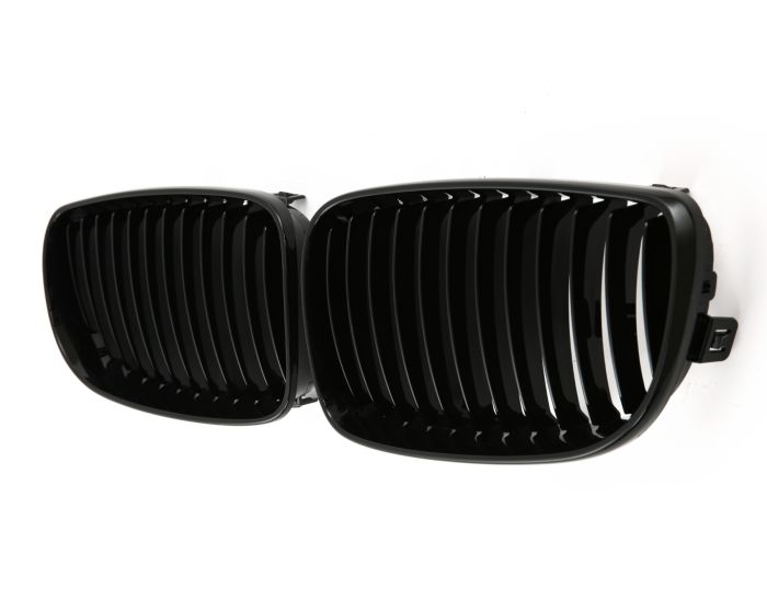 🎀Griglia Sportiva Nero Lucido a Barra Singola per BMW Serie 1 E87 LCI / E81 🎀