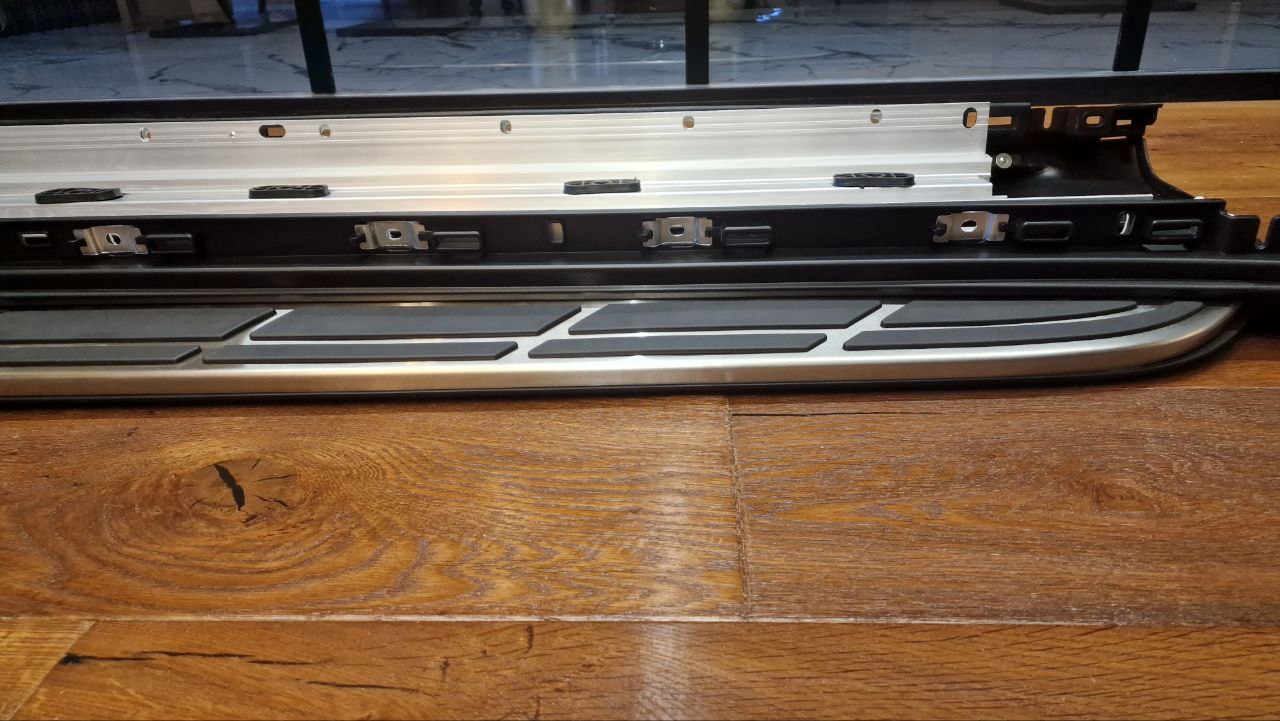 π1370 SIDE STEPS SUITABLE FOR PORSCHE CAYENNE 2010-2017π