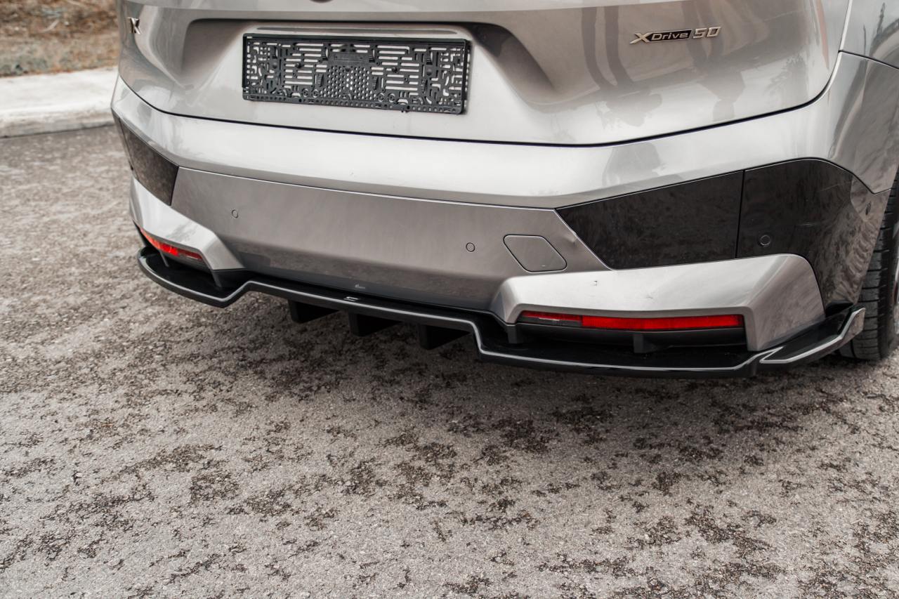 🔥Splitter POSTERIORE ADATTO PER BMW iX M-Pack i20 2021+ 2PCS🔥