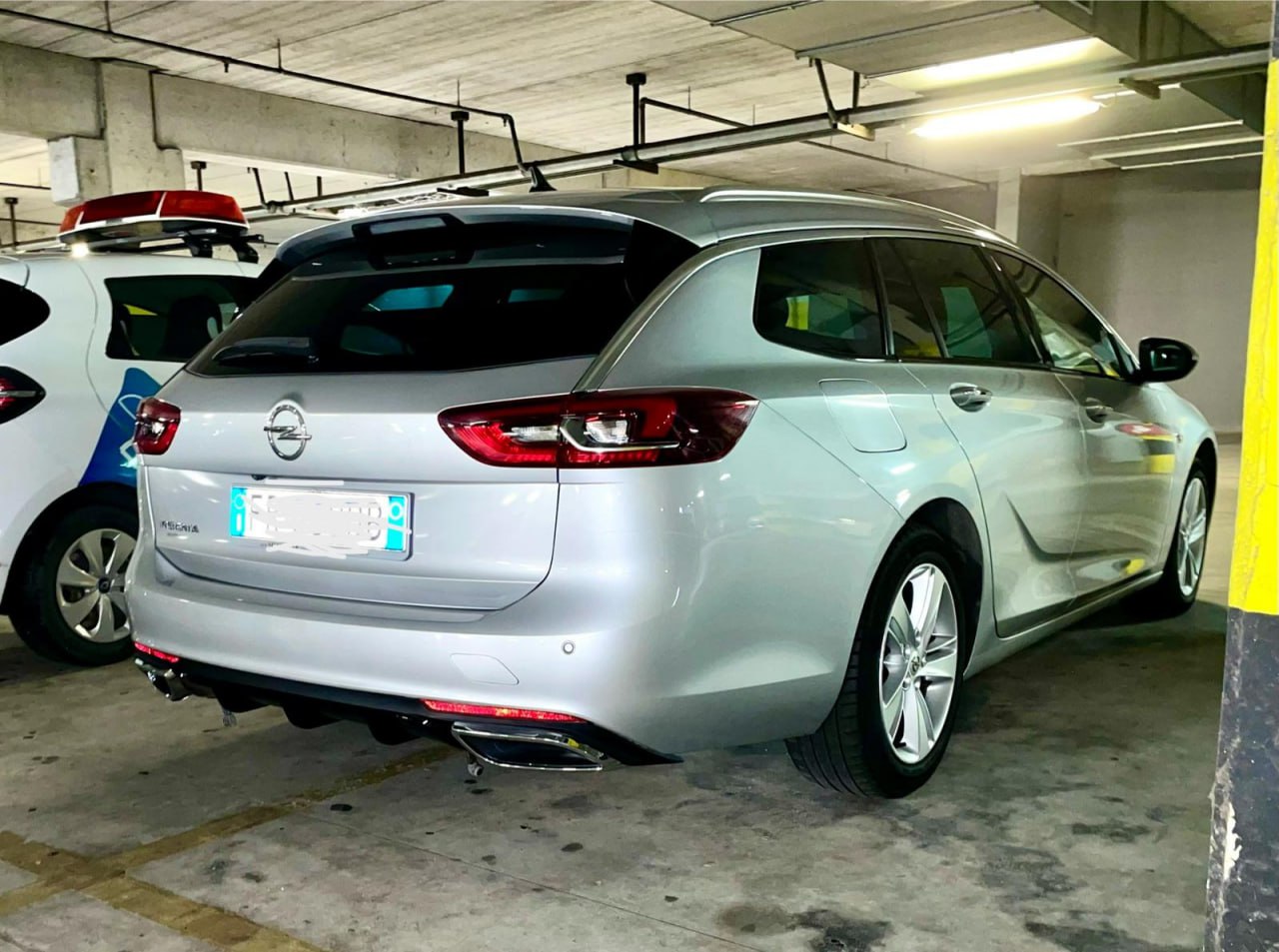 ART. 0435 DIFFUSORE OPEL INSIGNIA B 2018+ NERO LUCIDO