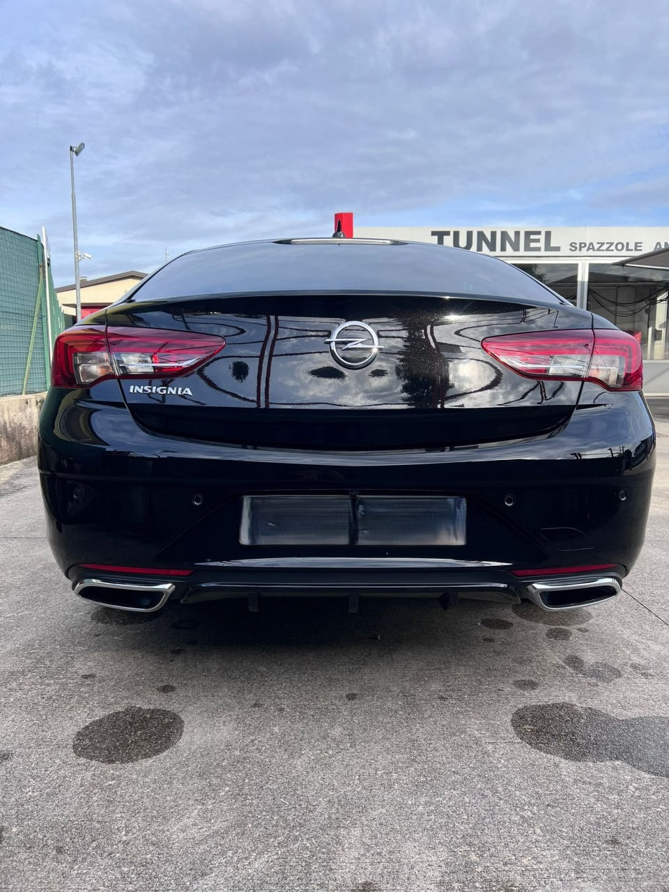 ✨0435 DIFFUSORE POSTERIORE ADATTO PER OPEL INSIGNIA B 2018+ LOOK NERO LUCIDO✨