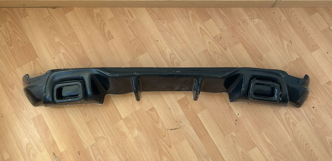 ART. 1181 DIFFUSORE RENAULT CLIO 4 IV 2012-2019 LOOK ST NERO LUCIDO