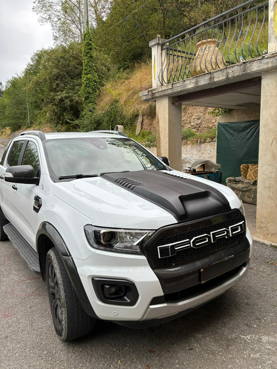 ART. 0996 PRESA ARIA COFANO RANGER T6 T7 T8 2015-2022 LOOK WILDTRACK NERO