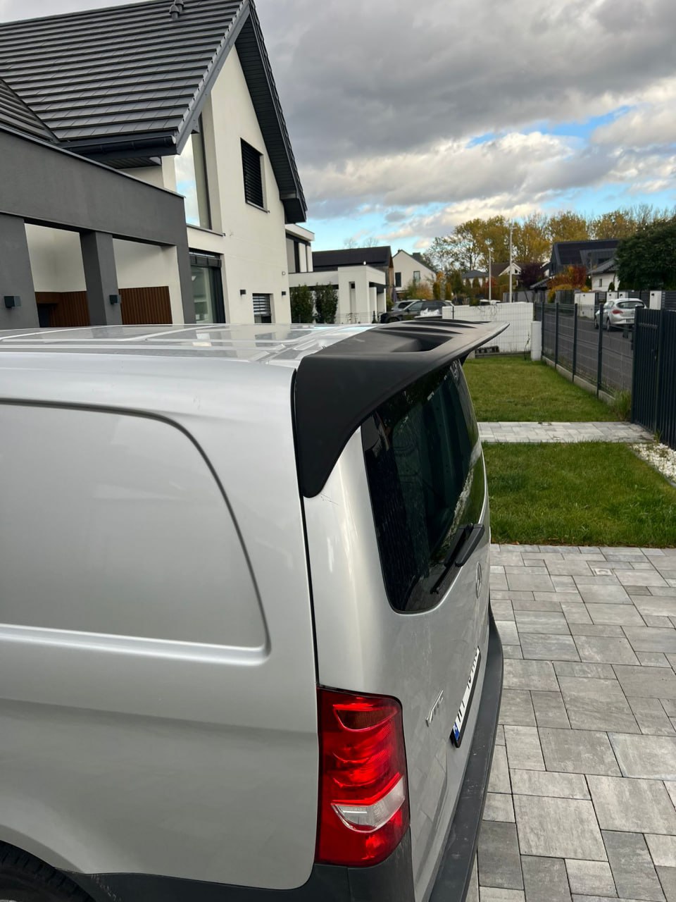 ART.4586 Spoiler tetto MERCEDES VITO 447 grezzo da verniciare