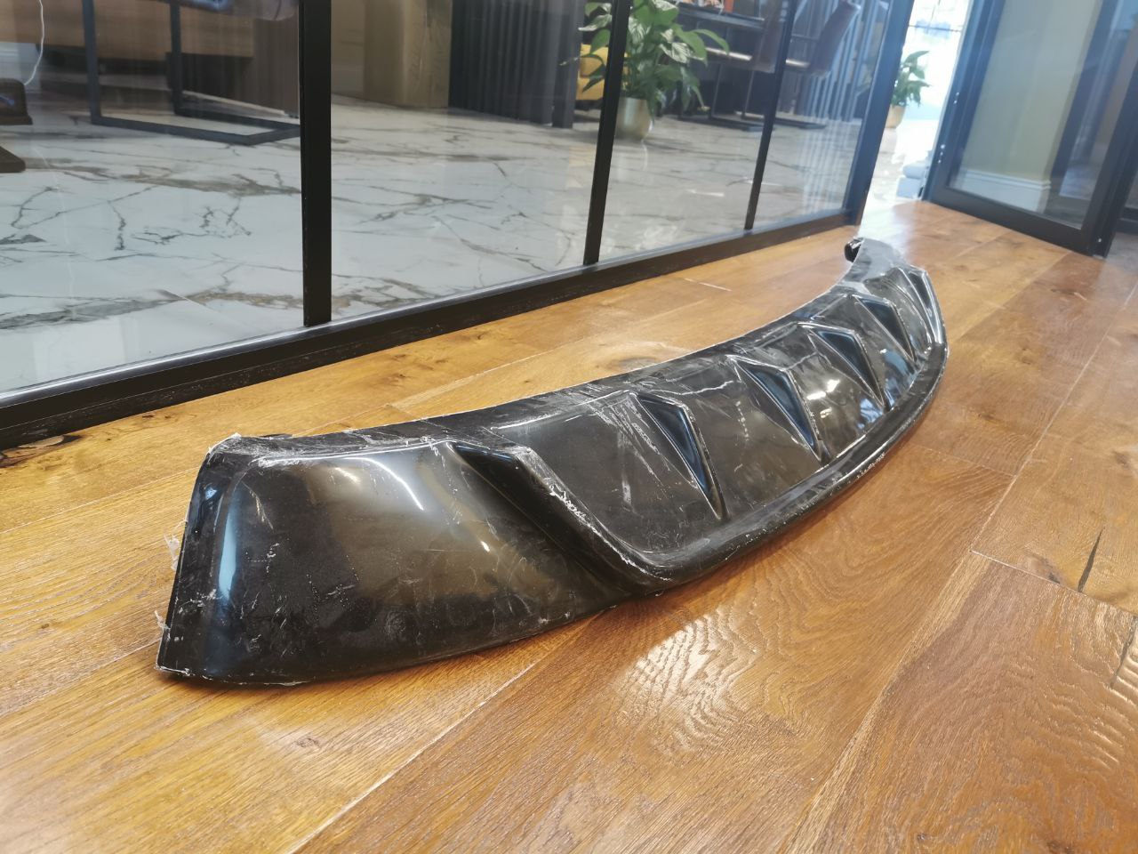 ART.0968 DIFFUSORE FIAT GRANDE PUNTO 2005+ LOOK RIEGER