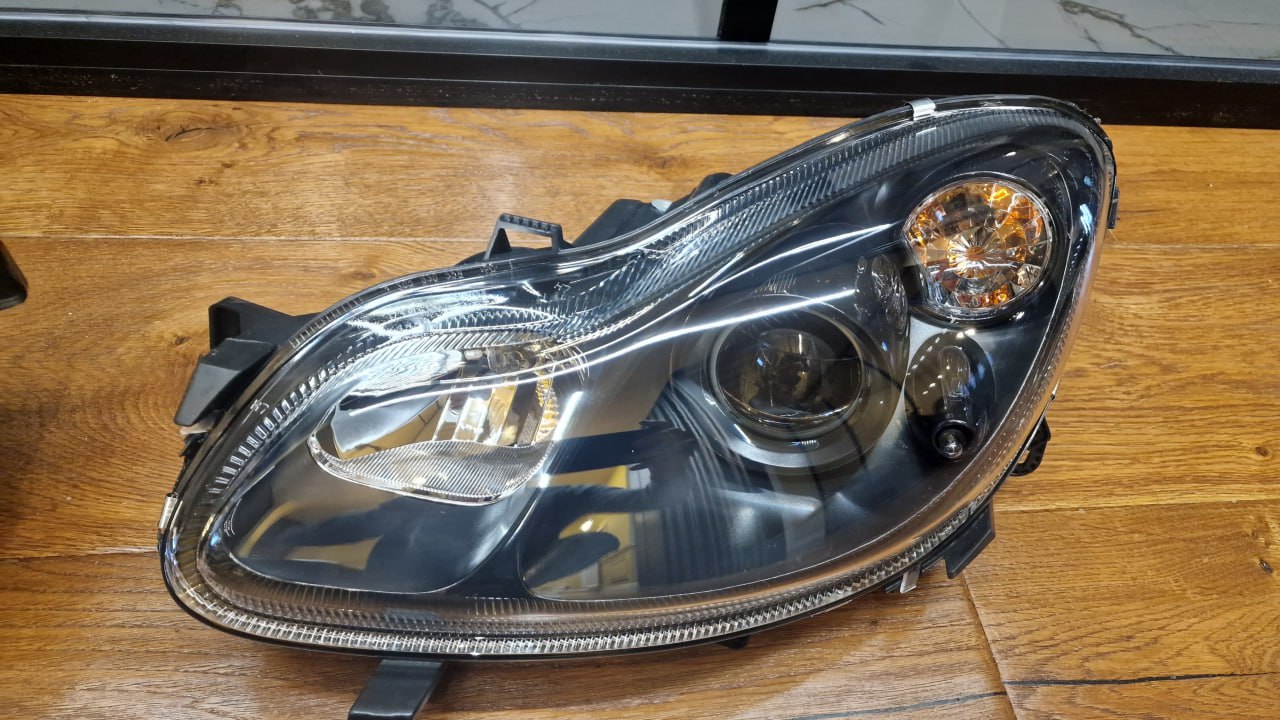 ART. 0836 FARI ANTERIORI SMART 451 2007-2014 NERI