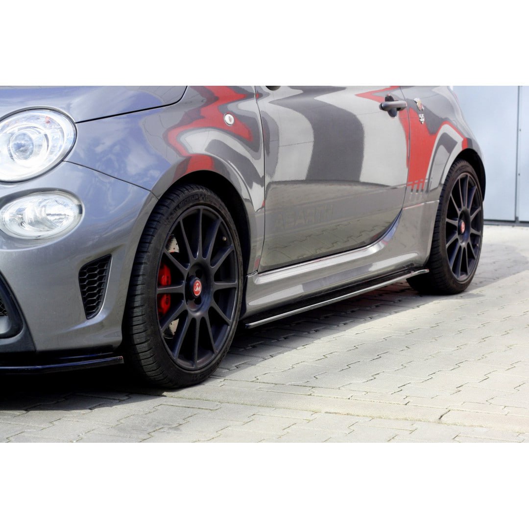 Art.1563 Sotto minigonne nero lucido adatto per FIAT 500 (Copia)