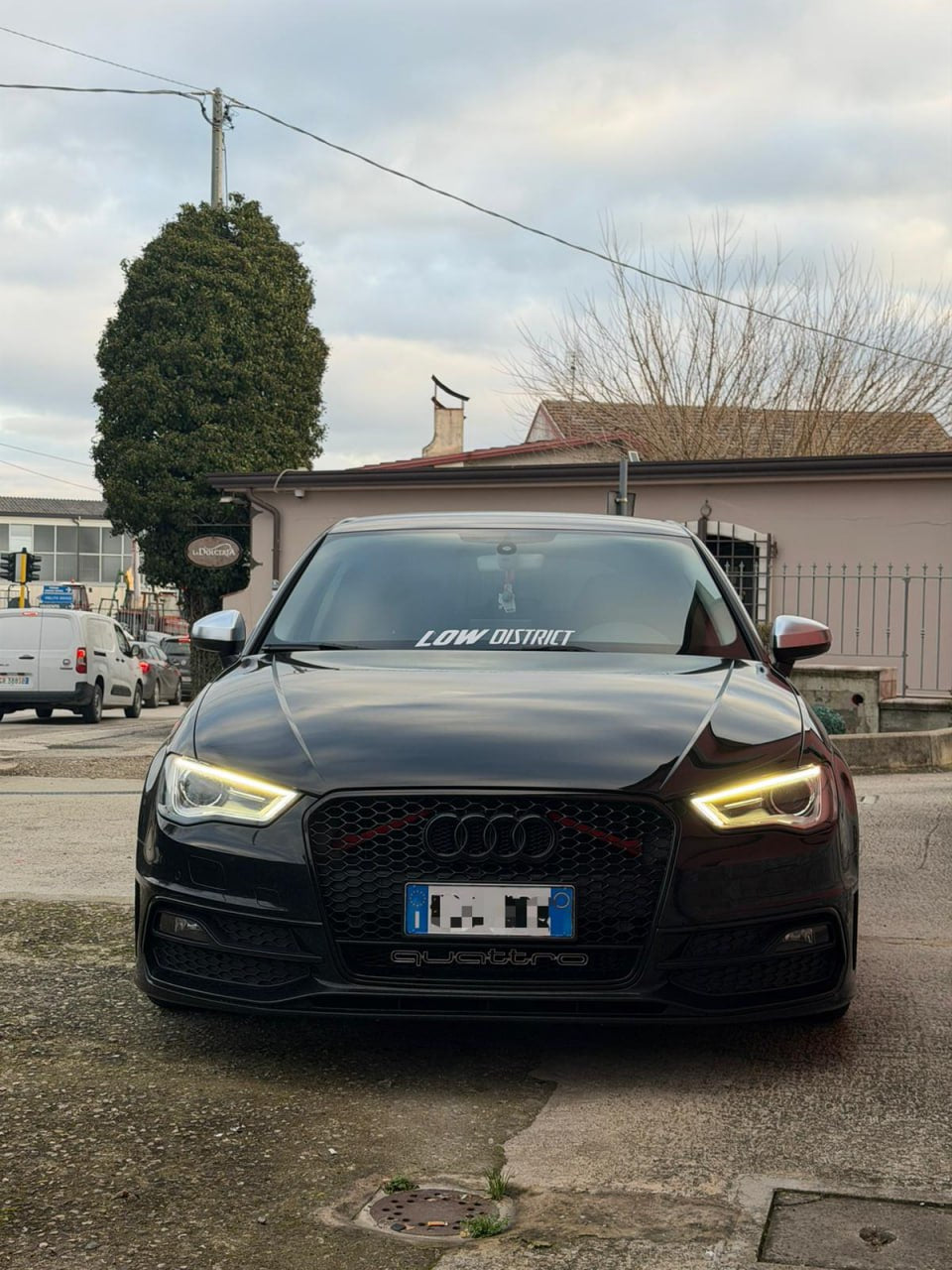 πART.0441 GRIGLIA AUDI A3 8V 2012-2016 LOOK RS3 QUATTRO NERO LUCIDO π