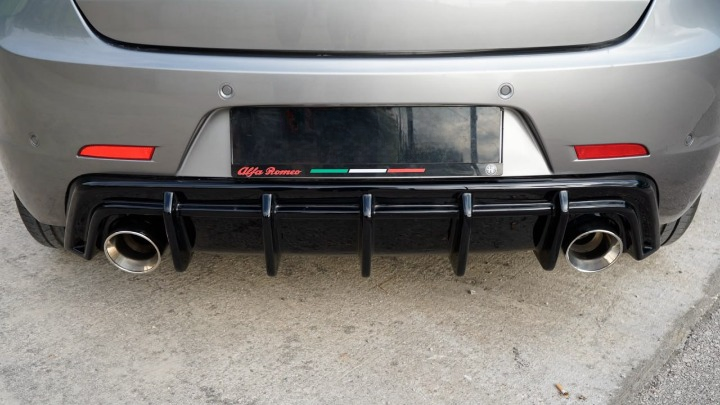 💕ART.10080 DIFFUSORE ADATTO PER ALFA ROMEO GIULIETTA 1+1 NERO LUCIDO💕