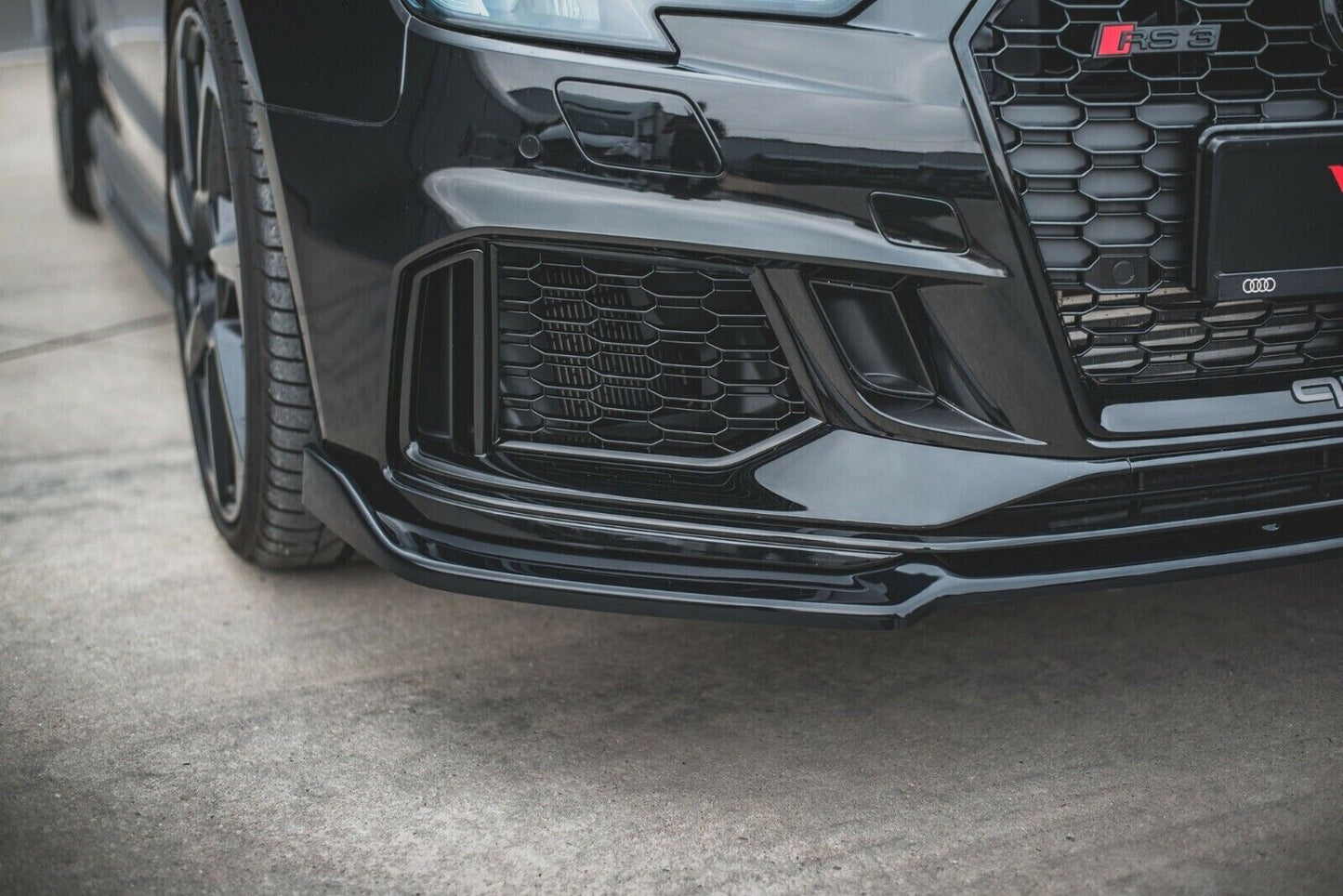 SPLITTER SOTTO PARAURTI ADATTO PER AUDI A3 8V 2017+ RS3 ABS LOOK NERO LUCIDO
