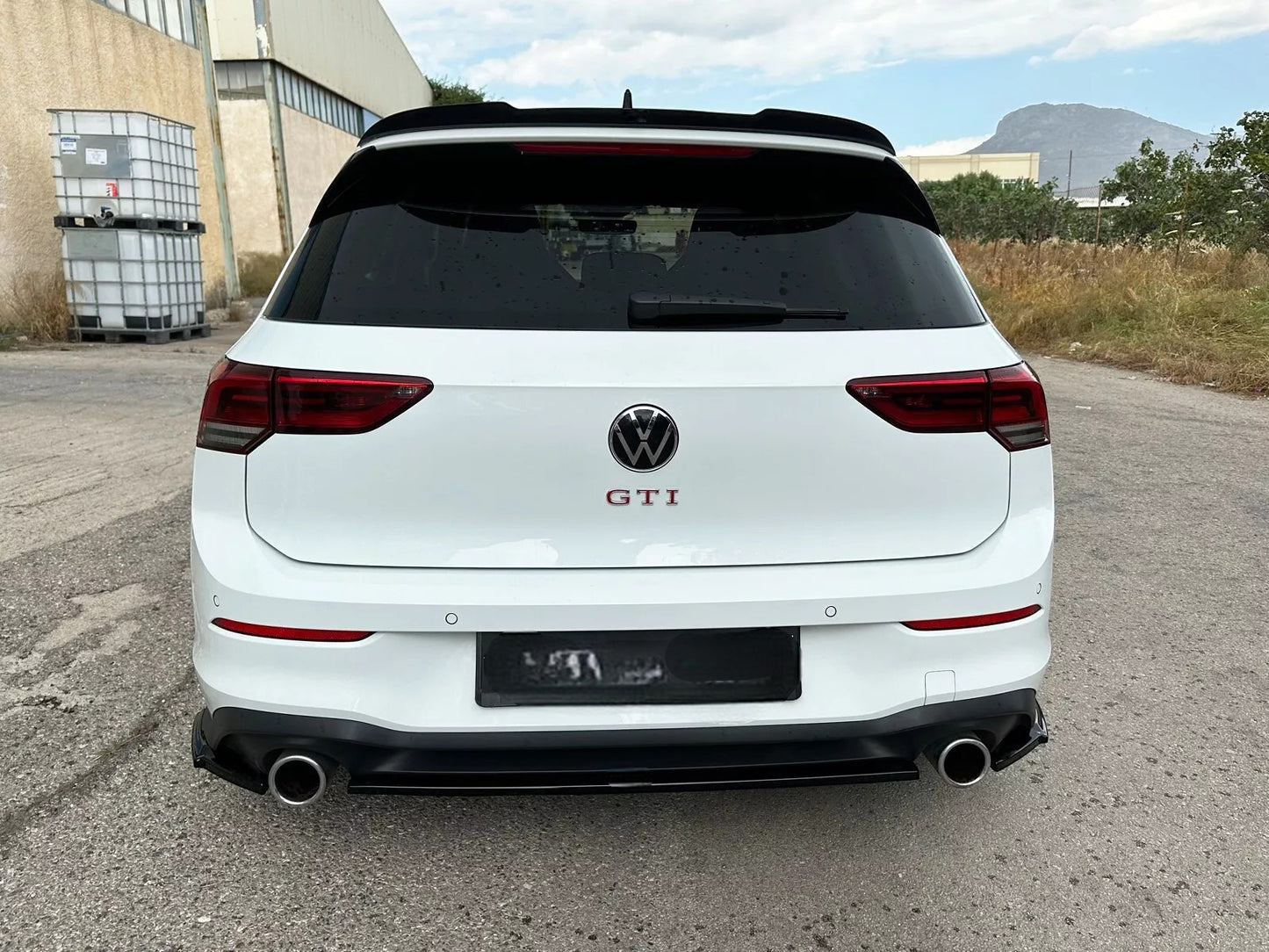 🔥SPOILER ESTENIONE PER VOLKSWAGEN GOLF MK8 GTI / R (2019-) ABS NERO LUCIDO🔥