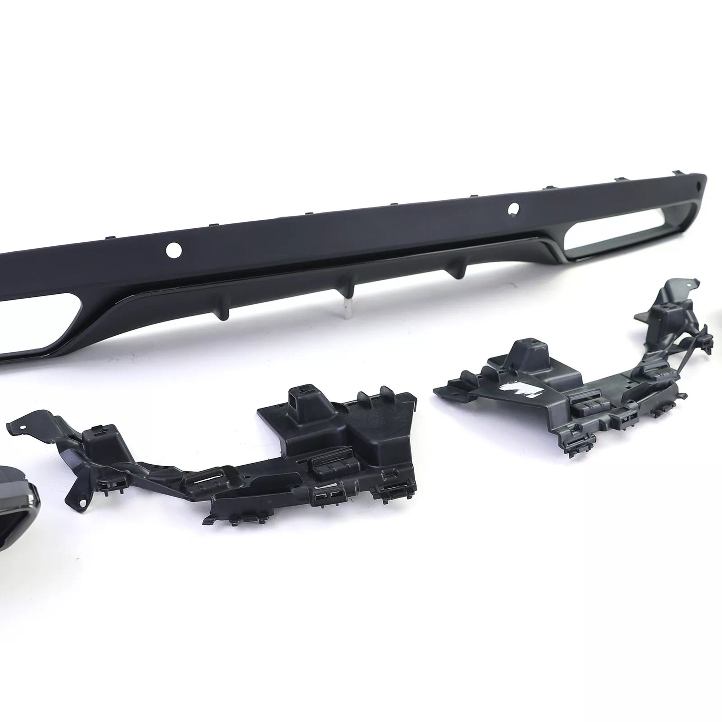 💫Diffusore Posteriore Sport + Terminali di Scarico per Mercedes Classe C W205💫
