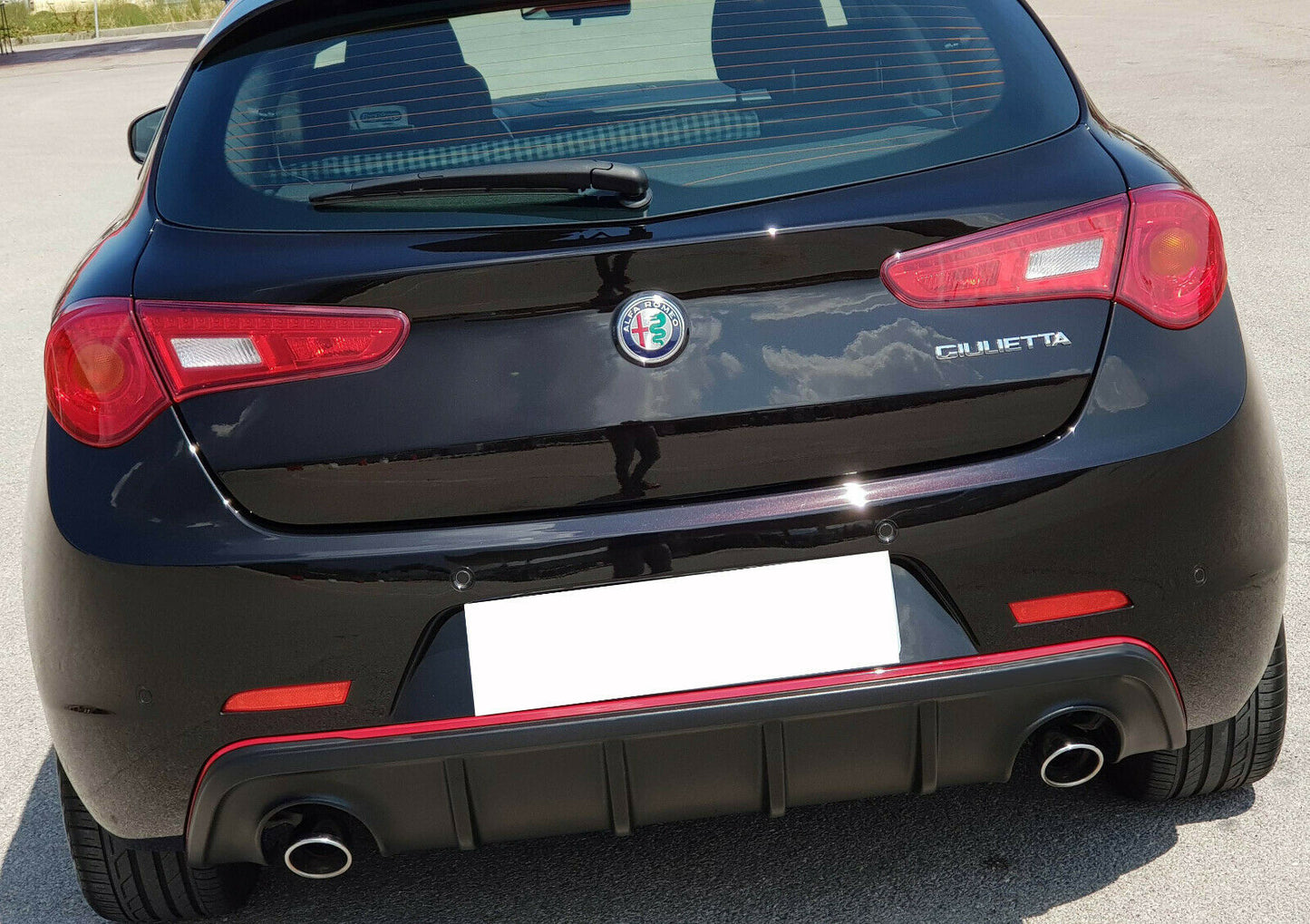 ALFA ROMEO GIULIETTA DAM DIFFUSORE POSTERIORE DOPPIO SCARICO PROFILO ROSSO