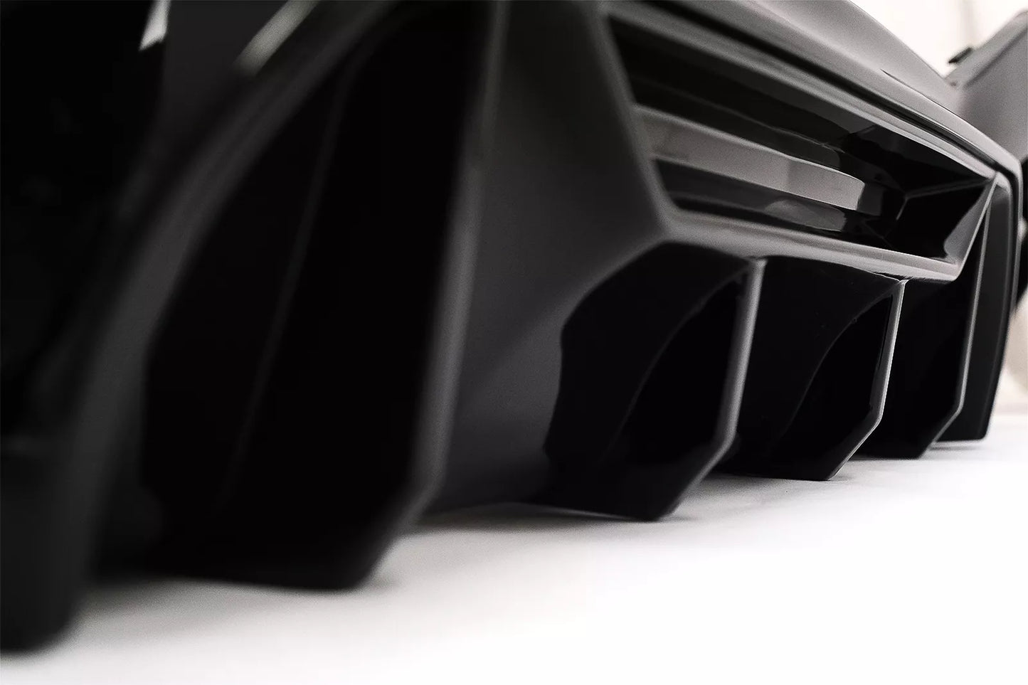 🤩Diffusore d'aria Doppia Uscita Scarico Singolo per BMW 1 F20 F21 LCI 15-19🤩