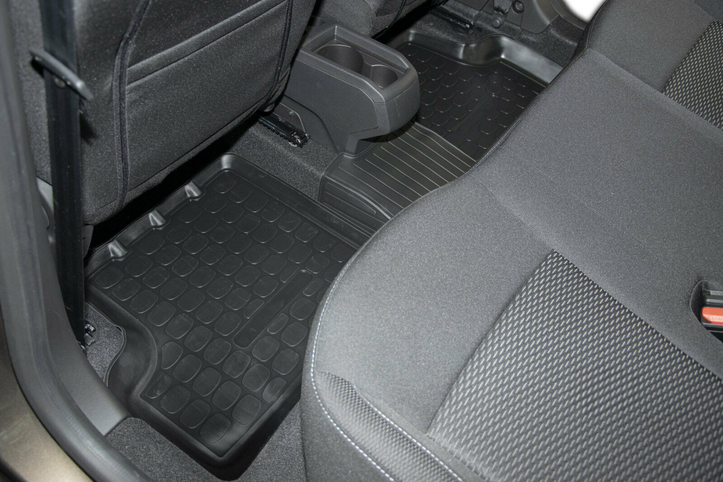 CAR MATS, RUBBER CAR MATS SUITABLE FOR DACIA DUSTER 2 from 2018