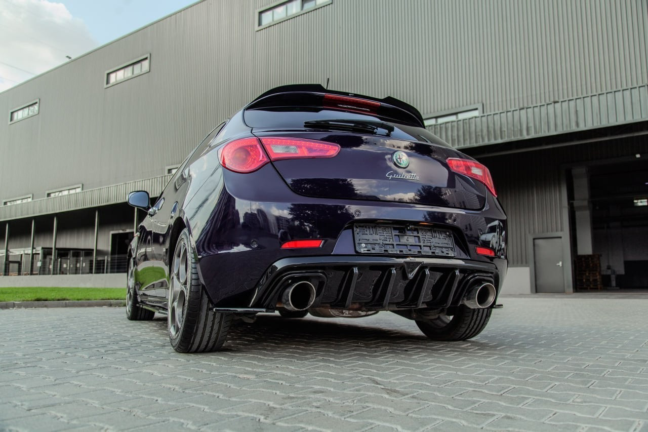 💕ART. 1924 +ART.1954 DIFFUSORE+ FLAPS ALFA ROEMO GIULIETTA NERO LUCIDO💕