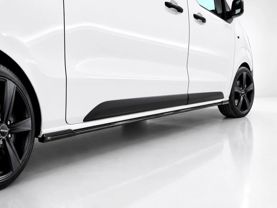 👉Estensioni laterali per Opel Vivaro C/Peugeot Expert MK3 in ABS nero lucido👈