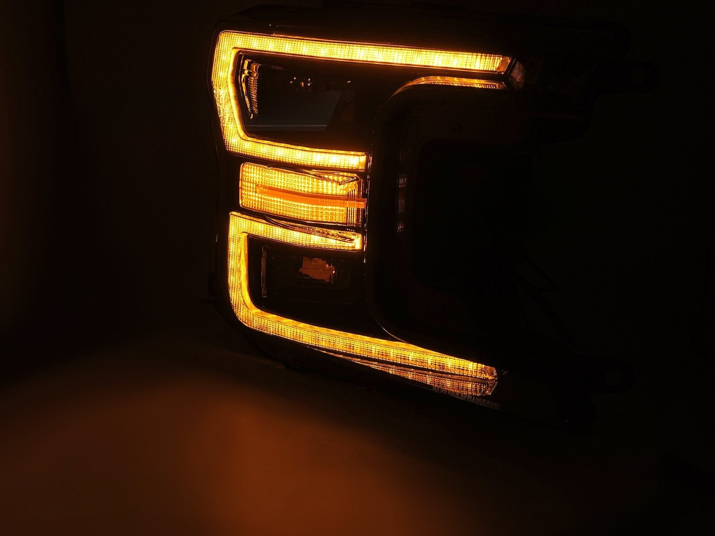 💫ART.9348 FARI ANTERIORI CON LED DRL SEQ PER FORD F150 MK13 17-20💫