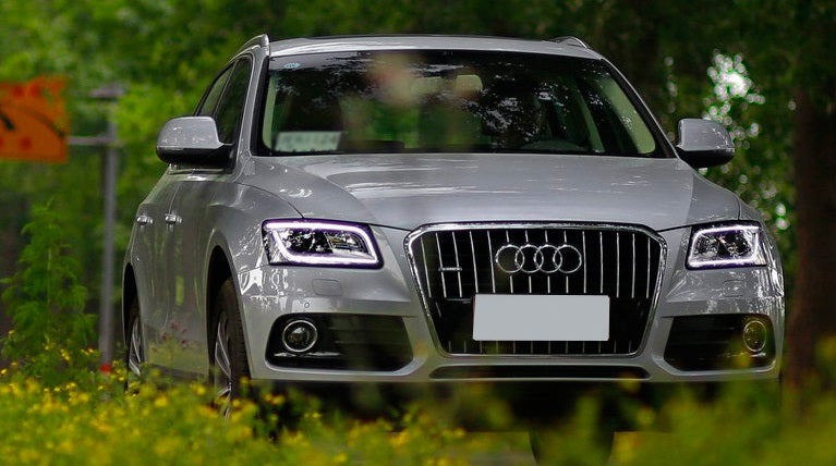AUDI Q5 8R 2012-2017 COPPIA FARI ANTERIORI DIURNA LED ATTACCO H7 AUTOELEGANCERICAMBI