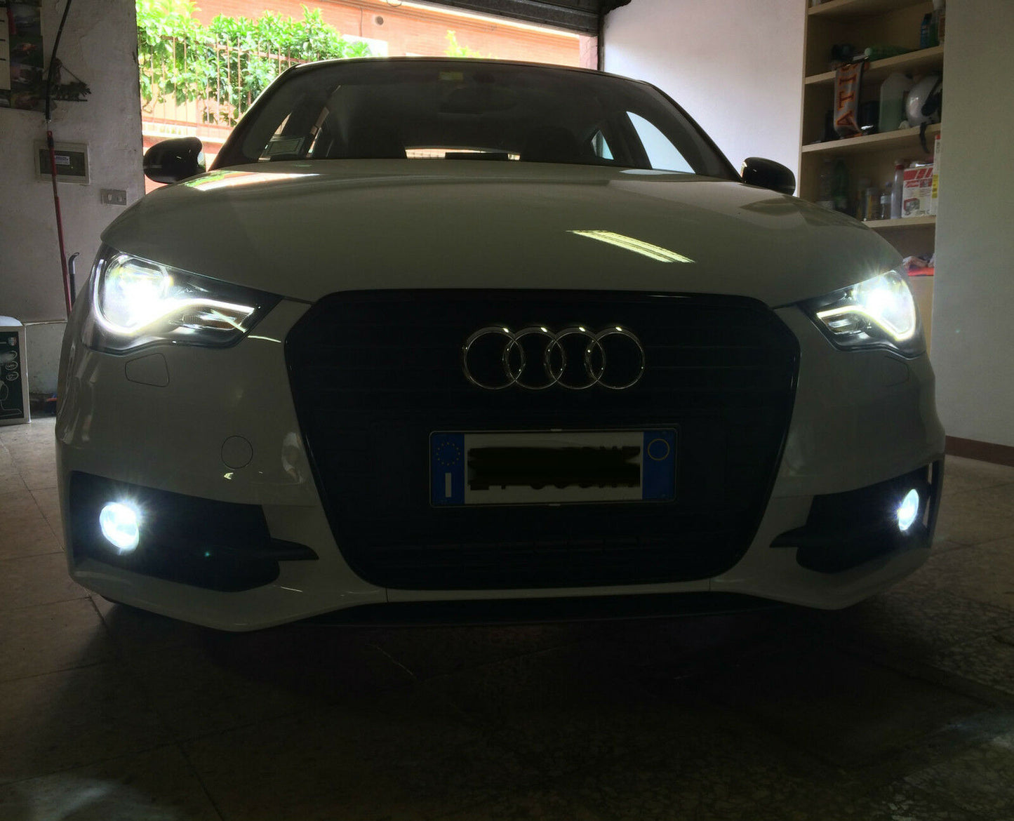LAMPADE FENDINEBBIA H11 LED CREE RESISTENZA CANBUS 6000K AUDI A1 2009-2014