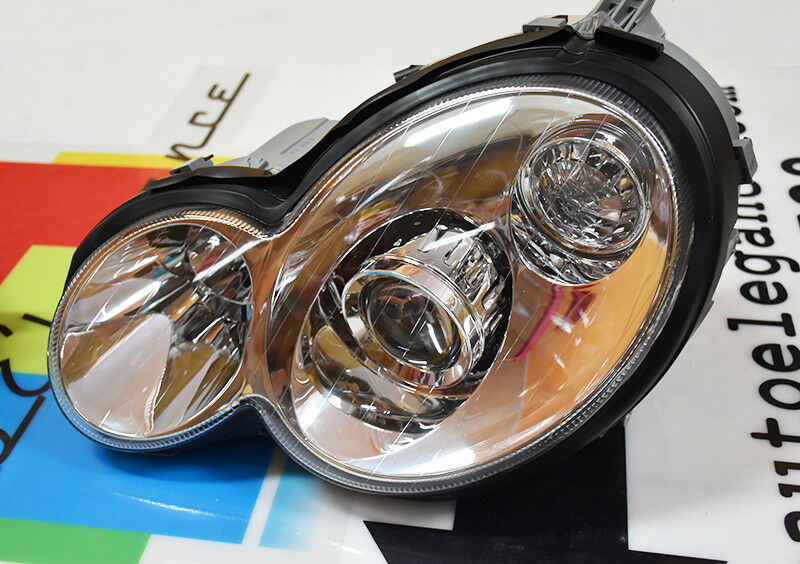 MERCEDES CLASSE C W203 2000-2006 FARI ANTERIORI LENTICOLARI
