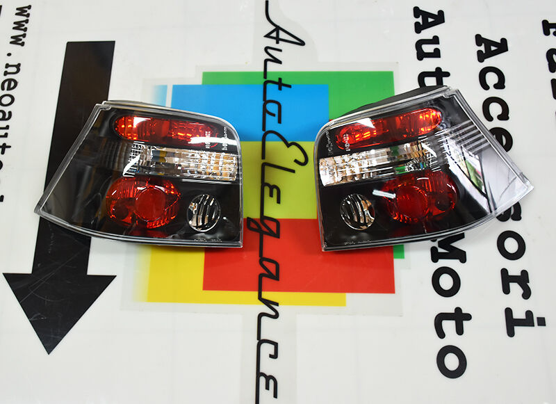 FARI POSTERIORI FONDO NERO FANALI SPORTIVI VW Golf 4 1997-2004