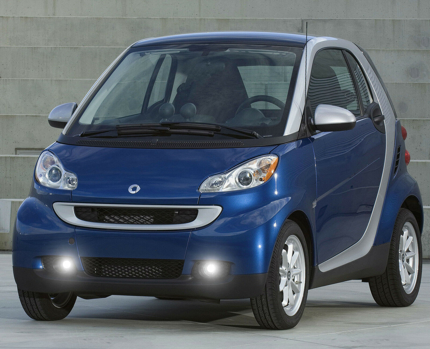 COPPIA LAMPADE FENDINEBBIA H11 LED CREE COB CANBUS SMART FORTWO 6000K BIANCO AUTOELEGANCERICAMBI