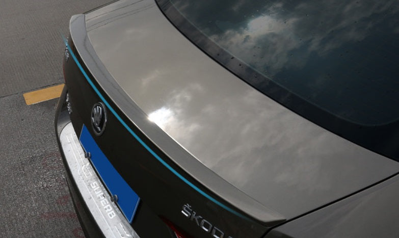 SKODA SUPERB III 2015+ SPOILER POSTERIORE SUL COFANO SPORT ABS