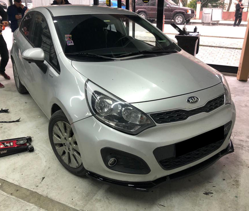 KIA RIO MK3 III LIP SPOILER SOTTO PARAURTI ANTERIORE IN ABS LOOK SPORTIVO NERO